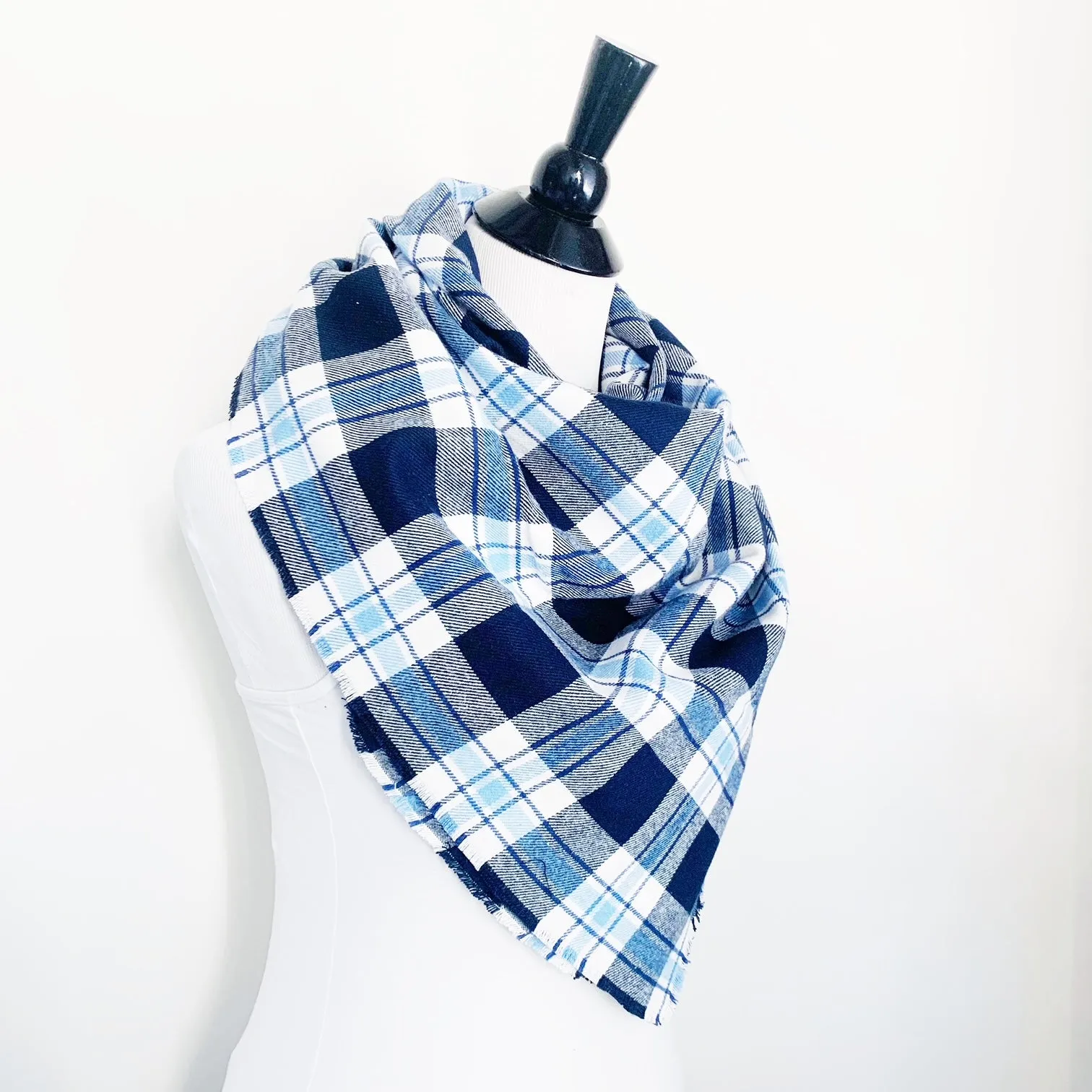 Blanket Scarf - Shades of Blue