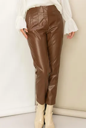 HF23E611-High-waist Pu Tapered Pants