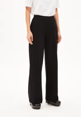 Himaari Pant in Black