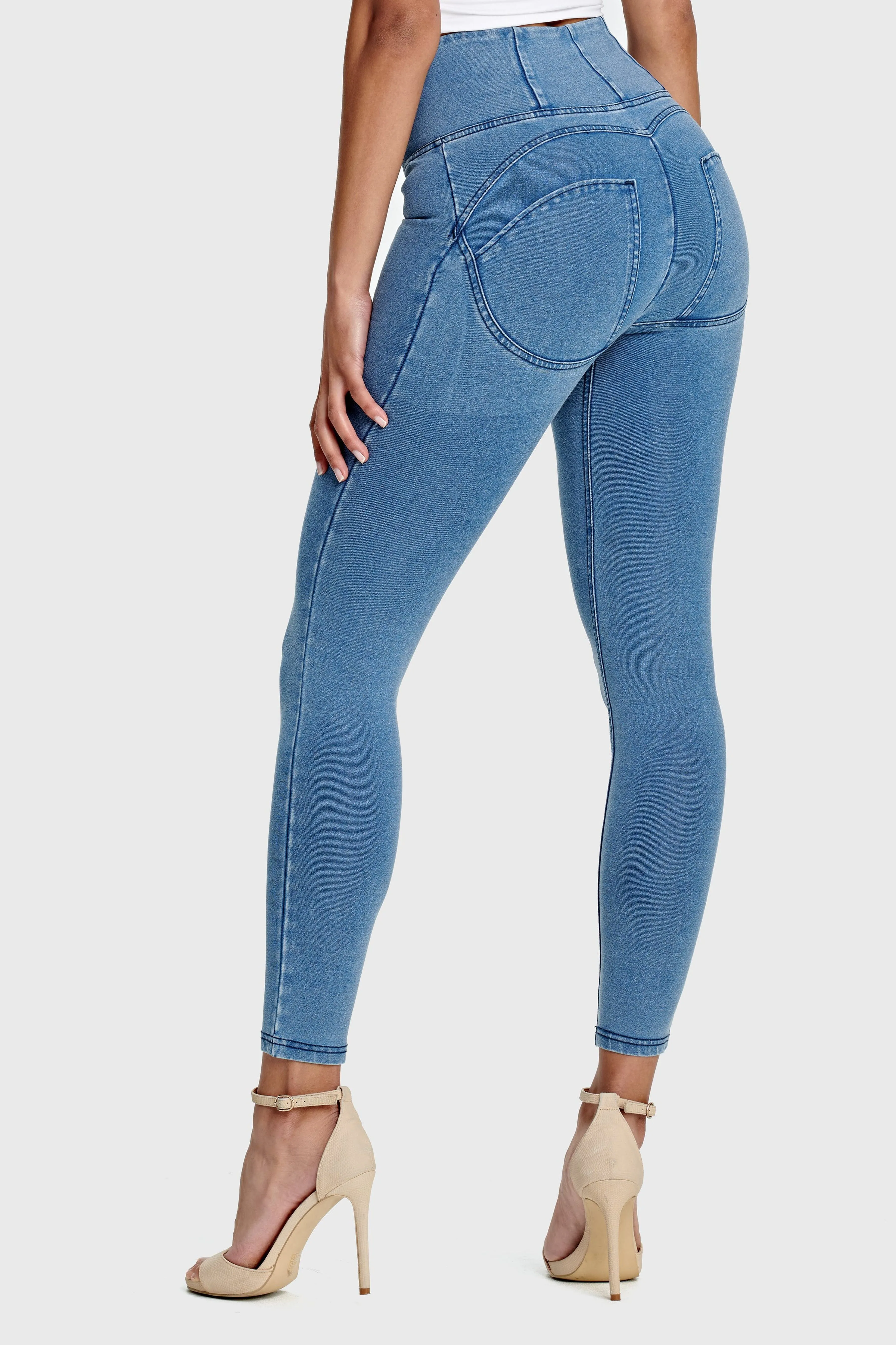 Light Denim High-Rise Ankle Fit Pants with Blue Stitch