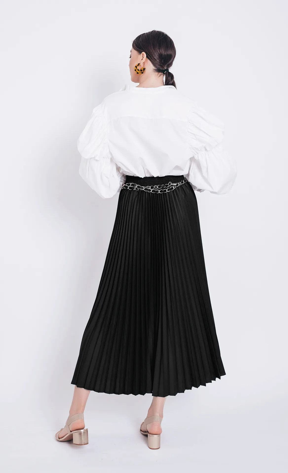 Nayla Pleated Skirt in Black