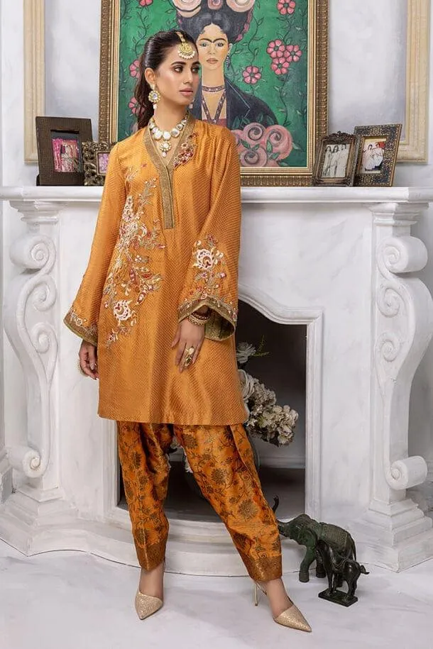 Nilofer Shahid - Sandstone  - Khushiyon Kay Maukay Collection