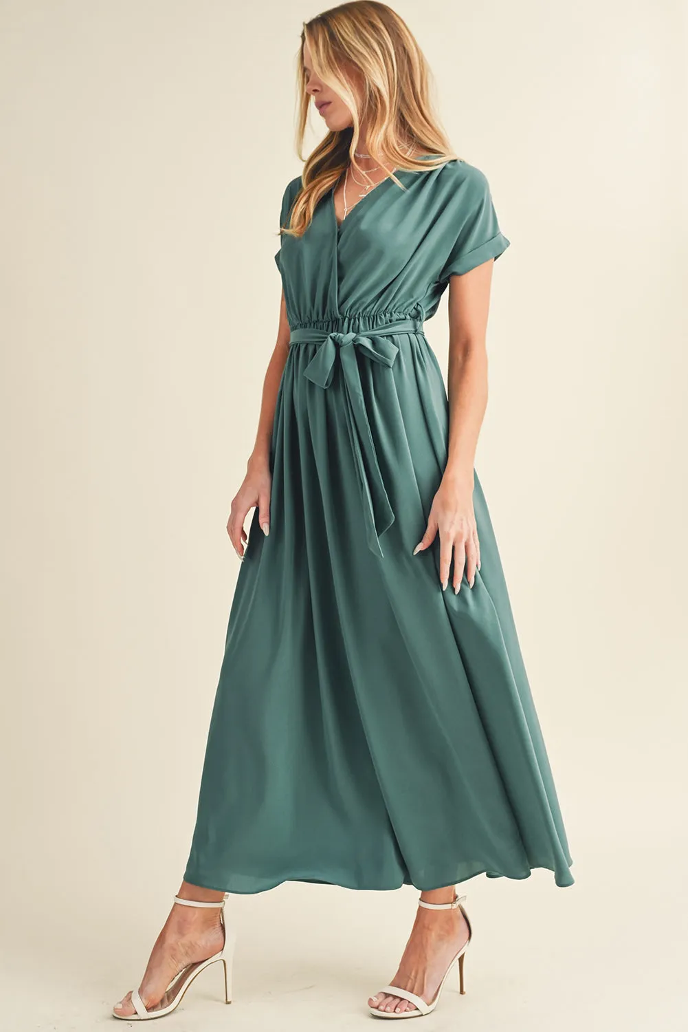 Wholesale Green Wrap V Neck Belted Pleated Maxi Dress