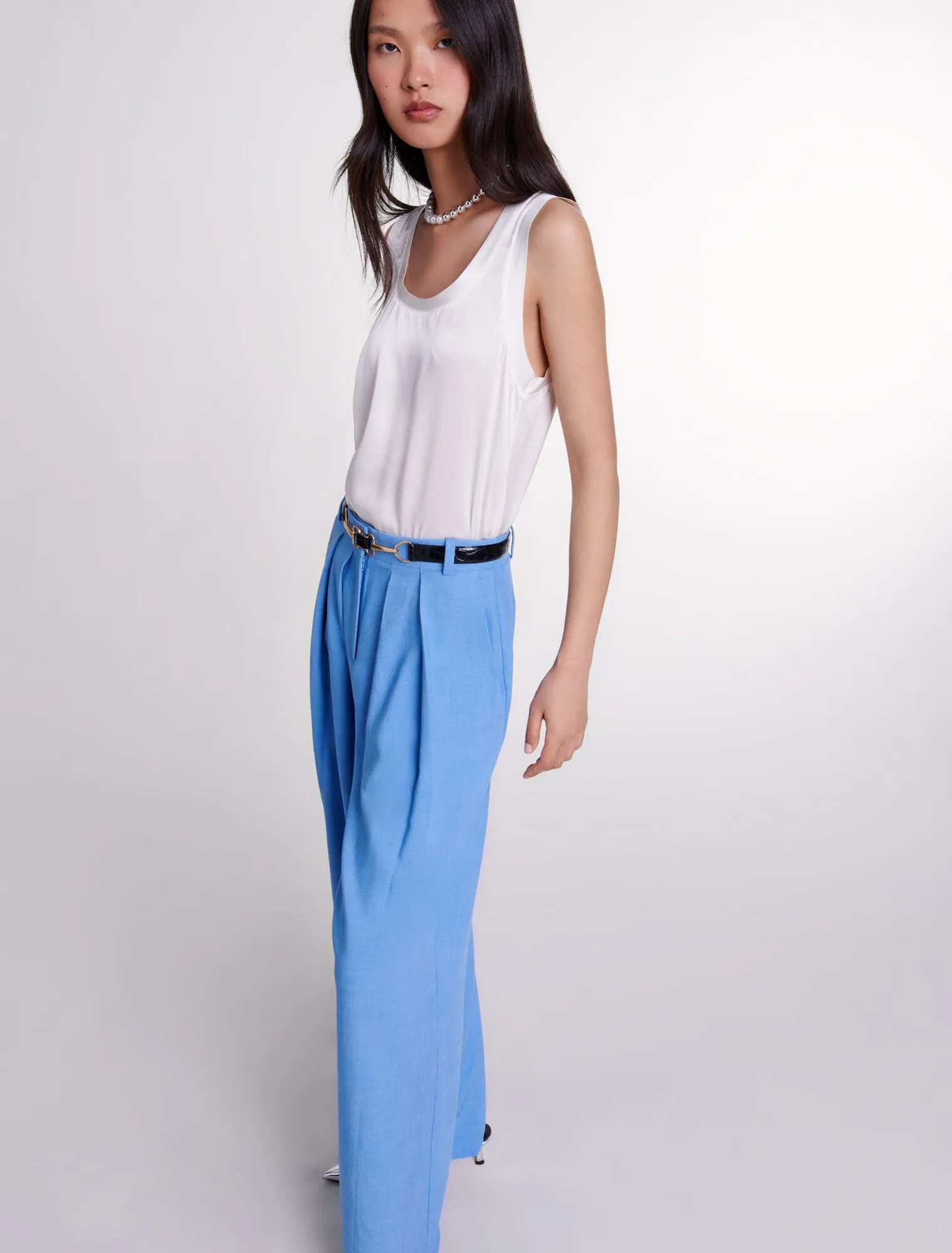 Wide-leg suit trousers with pleats